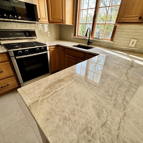 Madison Floor - Countertops & Backsplashes (9)