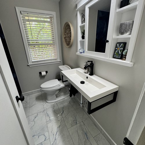 Madison Floor - Tile Showers & Bathrooms (7)