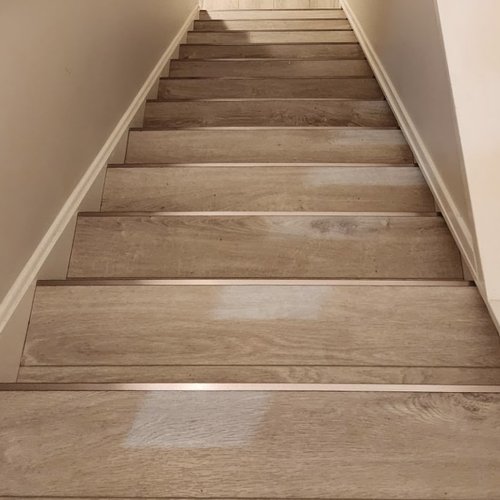 Madison Floor - Staircases (1)