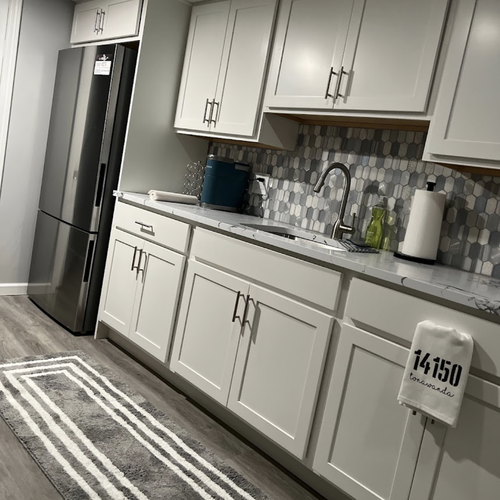 Madison Floor - Countertops & Backsplashes (1)