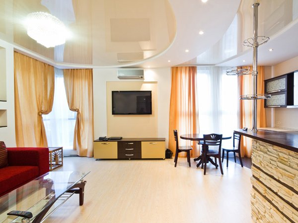 Hardwood vs Laminate Flooring