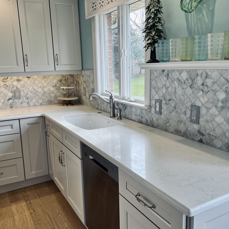Madison Floor - Countertops & Backsplashes (7)